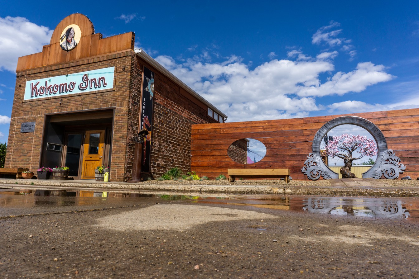 THE ARTISTS OF LEMMON, SOUTH DAKOTA Our Towns