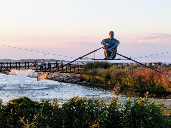 Rower sculpture along Shoreline Park in Sandusky, Ohio. (Deborah Fallows.)